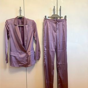 Pink Pretty little things set